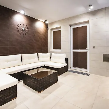 Relax21 Konukevi 4*
